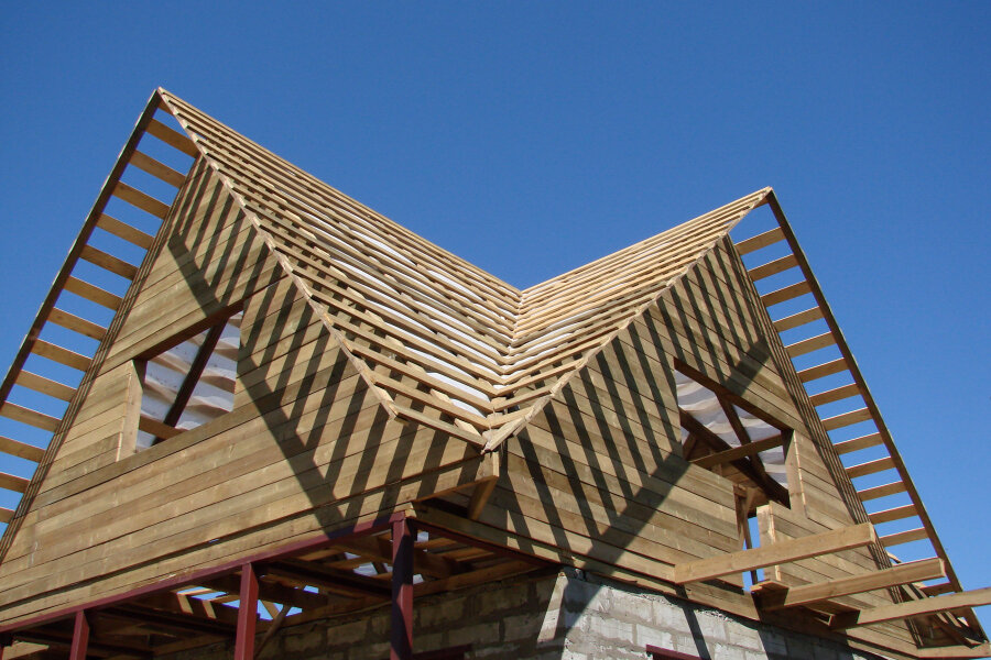 Построение двойного излома ската крыши:
